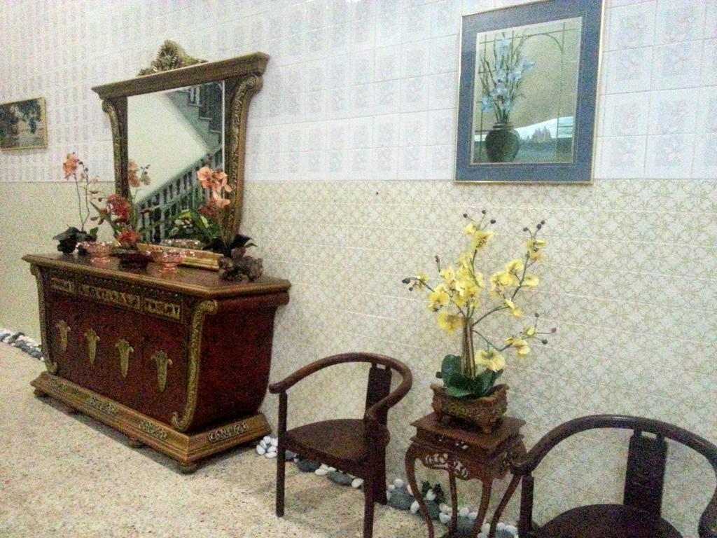 Hotel Kimberley House à George Town Extérieur photo