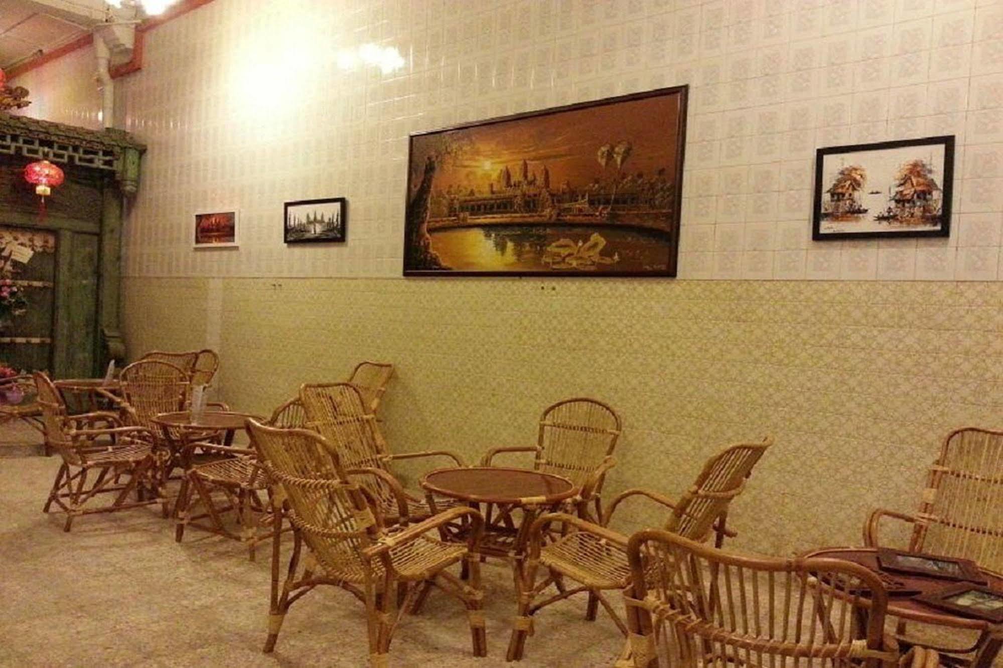 Hotel Kimberley House à George Town Extérieur photo