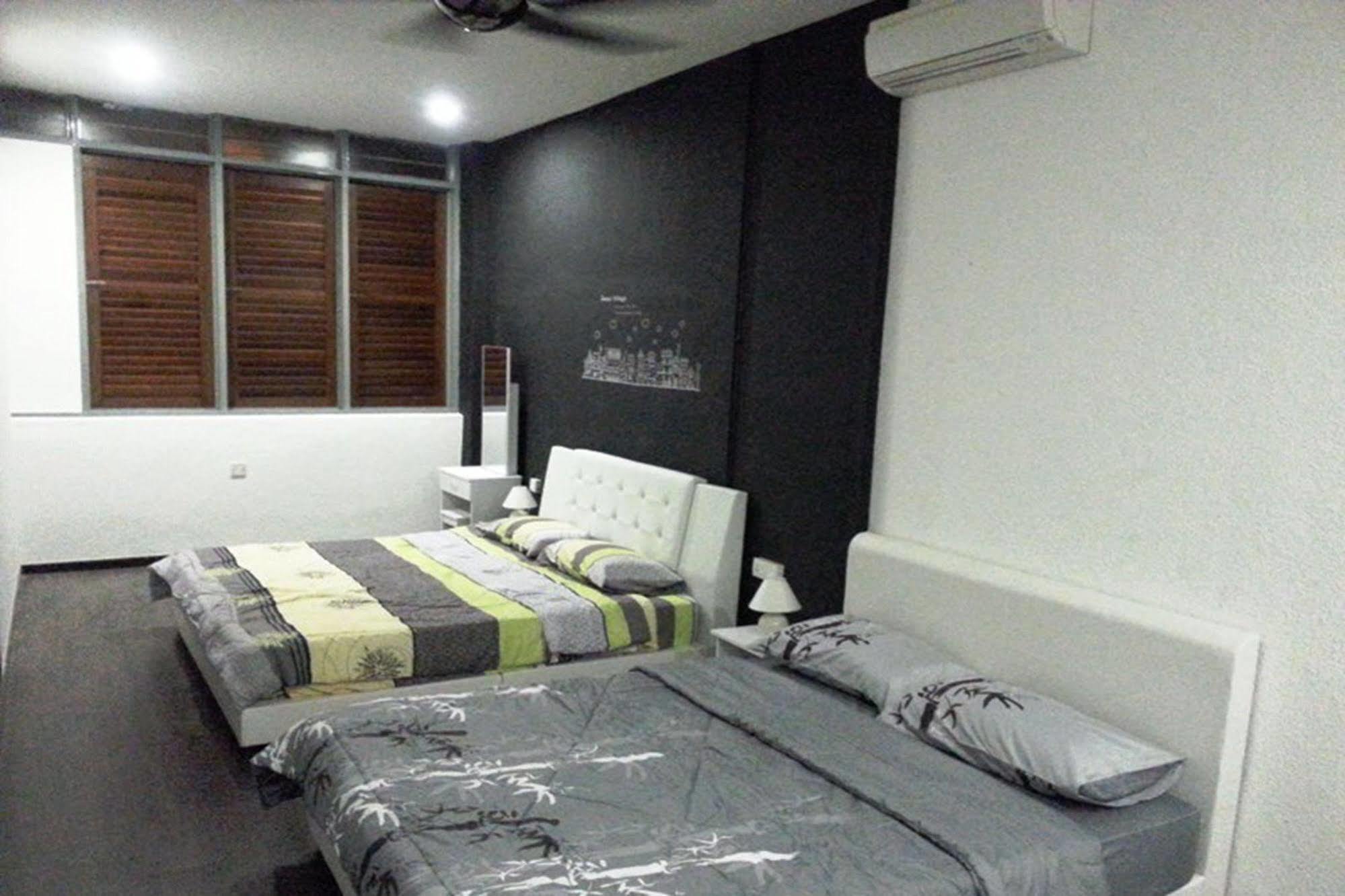 Hotel Kimberley House à George Town Extérieur photo